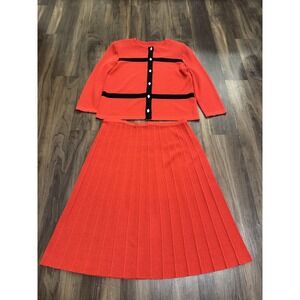 VTG Castleberry Sweater Skirt Set Womens Large Red Knit Geometric Pleated USA